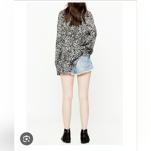 Zadig and Voltaire Tink Leo Crinkle Blouse with Lace Trim Size XS - Picture 2 of 10